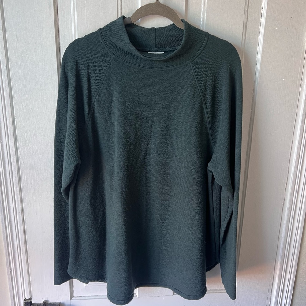 Dark Green Long Sleeve Top